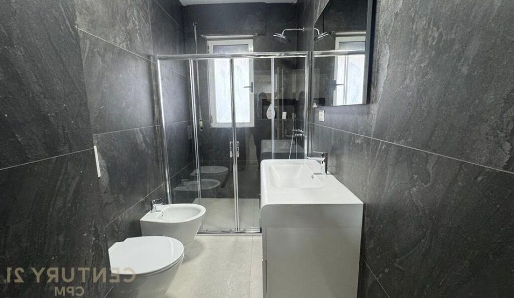 Appartamento in affitto 2+1+2, Comune di Parigi, Kika 1