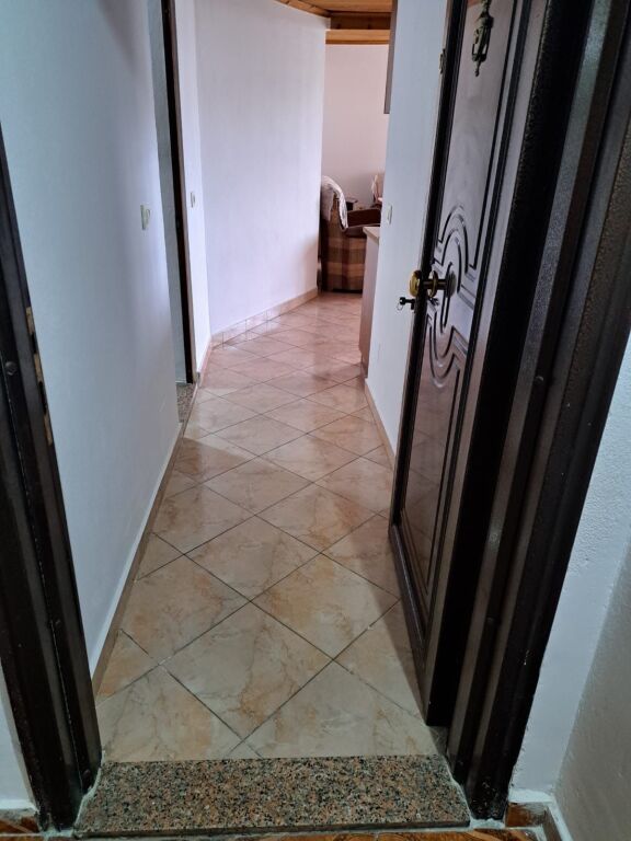 Jepet Me Qera Apartament 1+1+1 Ballkon