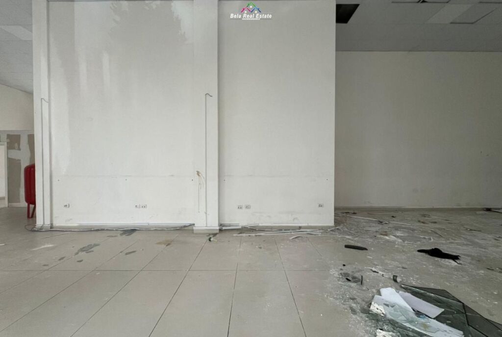 Shop For Rent On Barrikadave Street (ID BD21831) Tirana