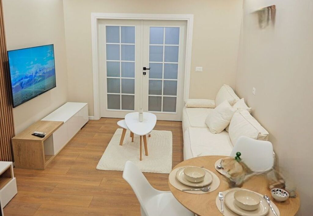 Apartment 1+1 for rent, Elbasan Street