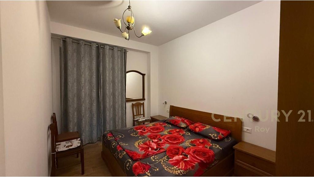 VENDESI APPARTAMENTO 2+1 CON VISTA MARE! A 20M DALLA SPIAGGIA!