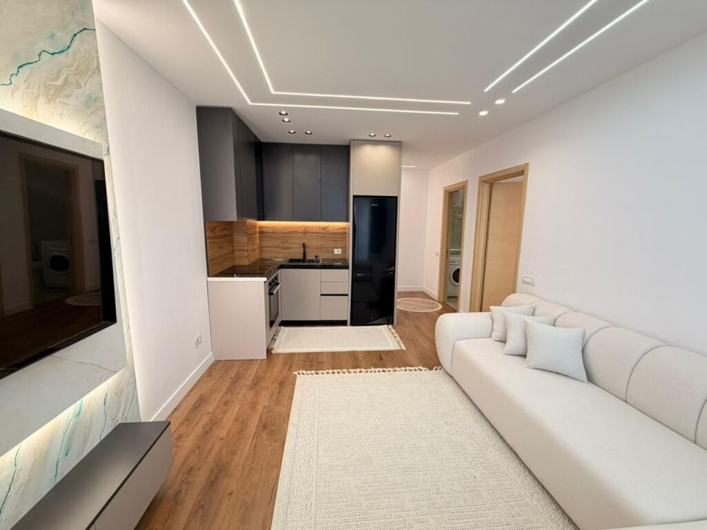 Appartamento 1+1 in vendita ad Astir vicino alla Rotonda!