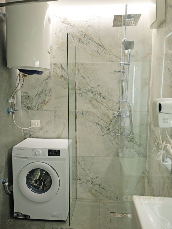 JEPET APARTAMENT 1+1 ME QIRA TEK RRUGA ELBASANIT