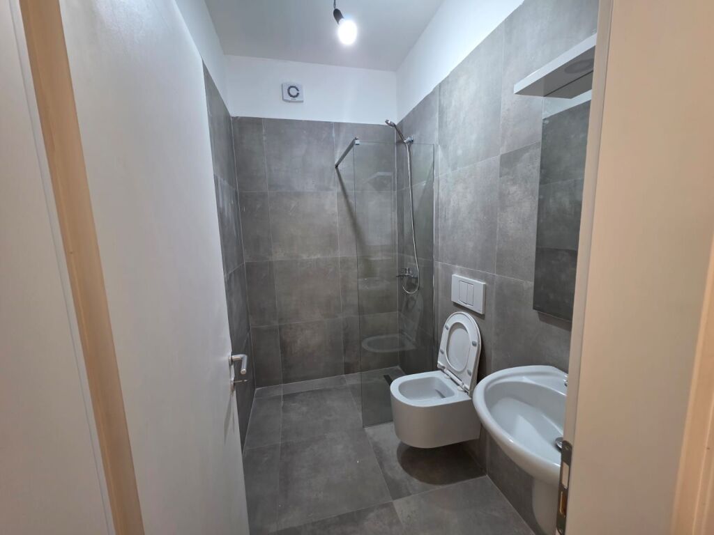 📍Ish - Sheshi Shqiponja Jepet Apartament 2+1+2 Me Qera