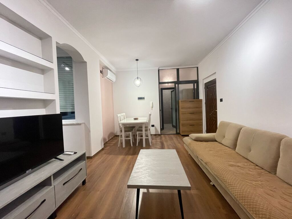 Apartment 1+1 for rent at Zogu i Zi!