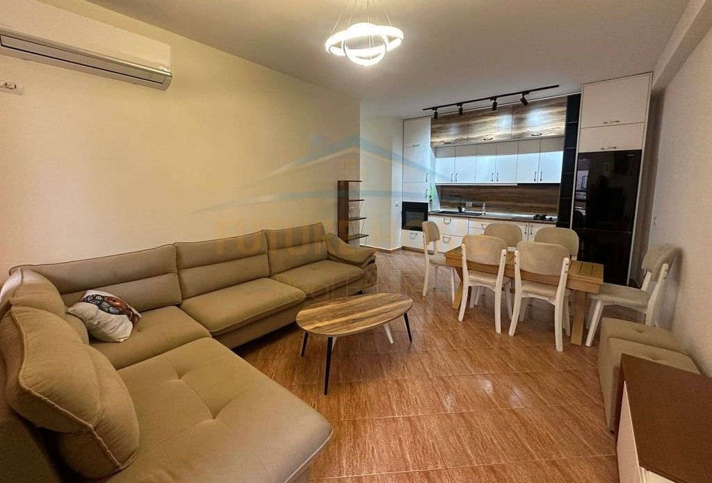 Rent, Apartment 2+1, Unaza e Re