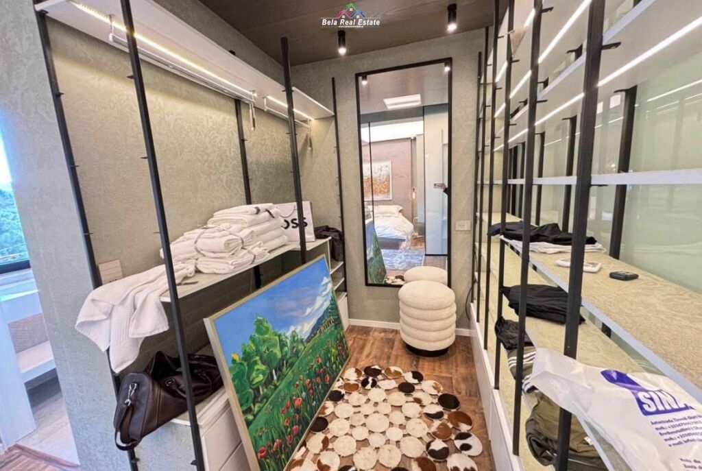 Apartament Ne Shitje 2+1+2 Tek Ambasador 3 (ID B120813) Tirane.