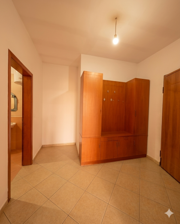 In vendita 2+1 Astir