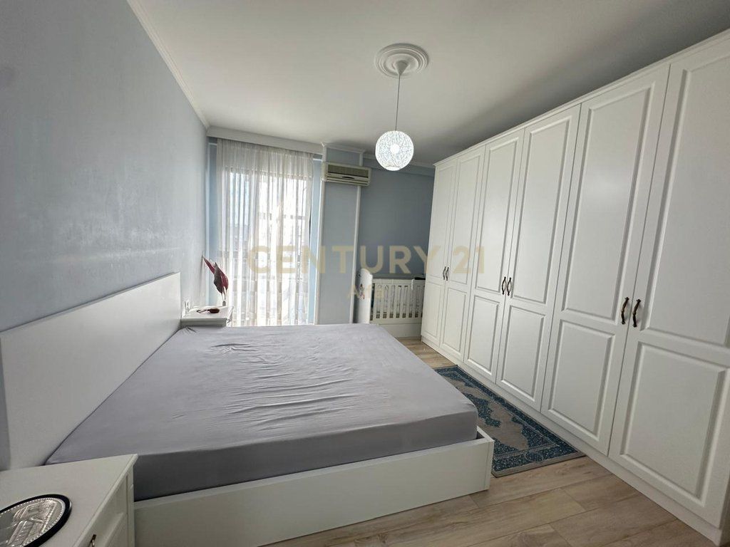 Apartament 2+1 per Qira prane Shkolles "Mihal Grameno"!