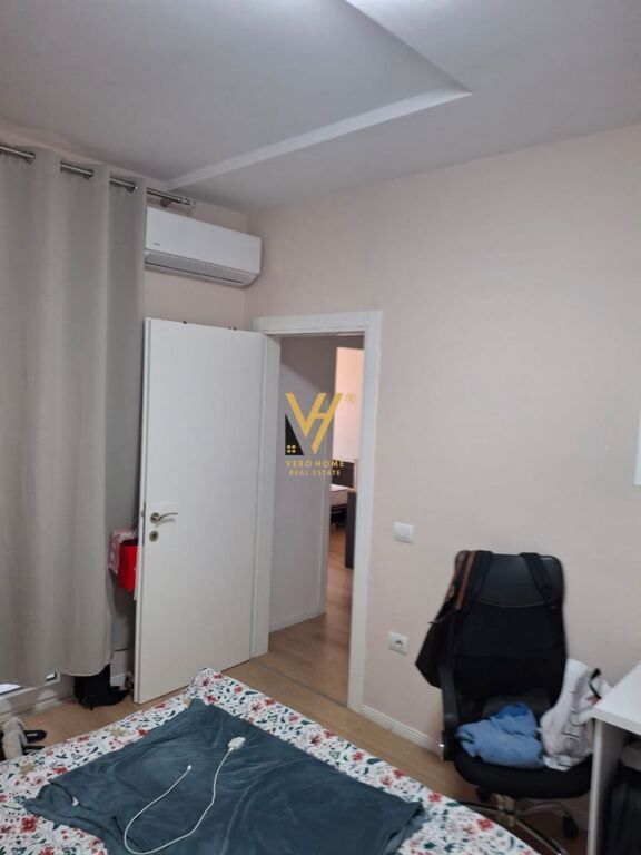 JEPET APARTAMENT 2+1 TE ISH FUSHA E AVIACIONIT 700 EURO