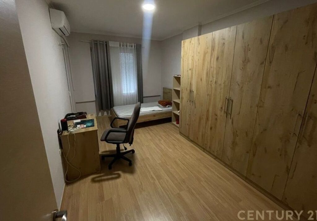 Apartament me qira 2+1+2 , Kopshti Botanik