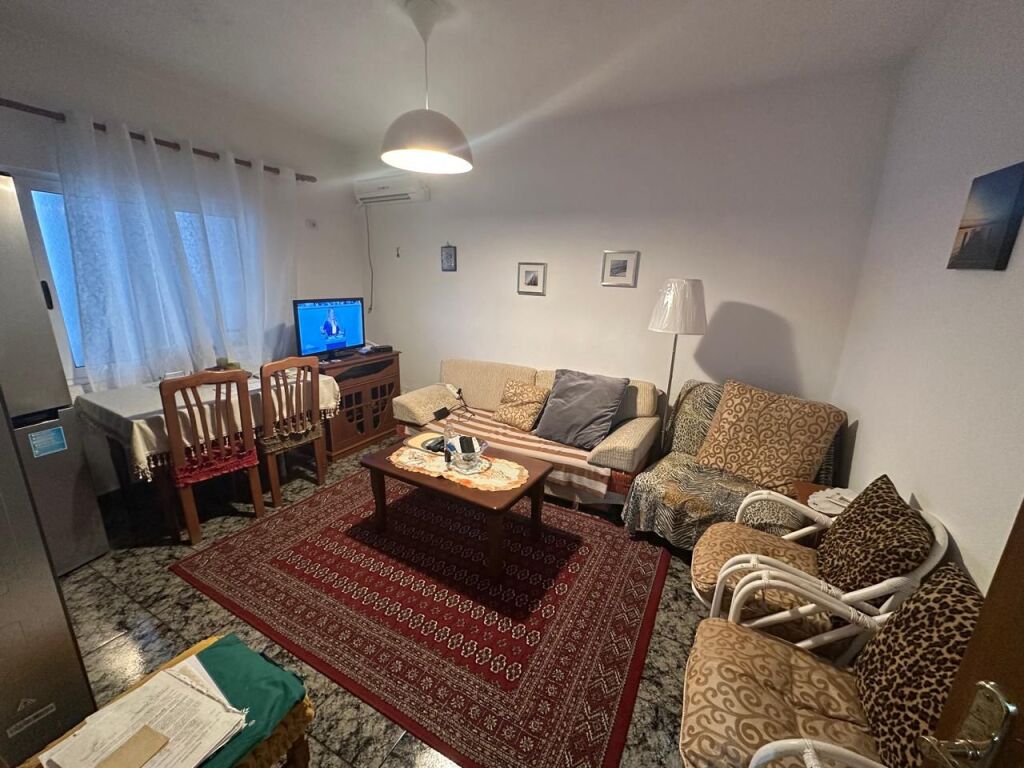 🏢Rruga e Durresit,prane Bllokut te Ambasadave shitet apartament 2+1, 120,000€uro