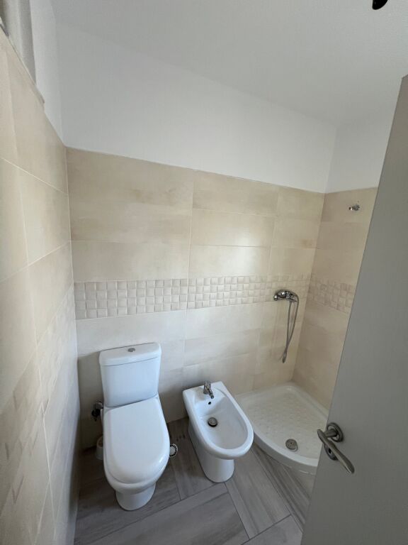 2+1+2 in Affitto al Lago Secco