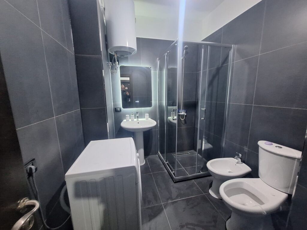 Apartament 3+1+2 me qera