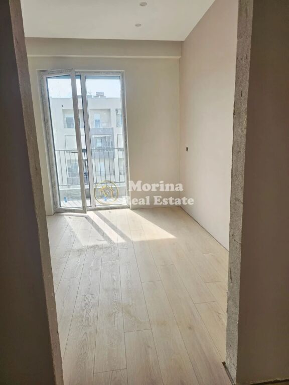 Rent | Apartment 2 + 1 | Commune of Paris | 800 €/month