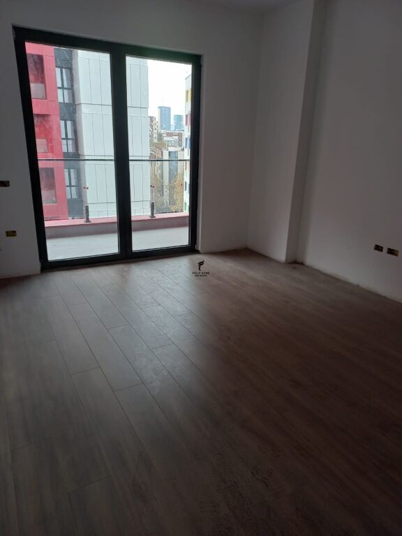 UFFICIO IN AFFITTO 70M2 VIA DIBRA 700 EURO FH-64934