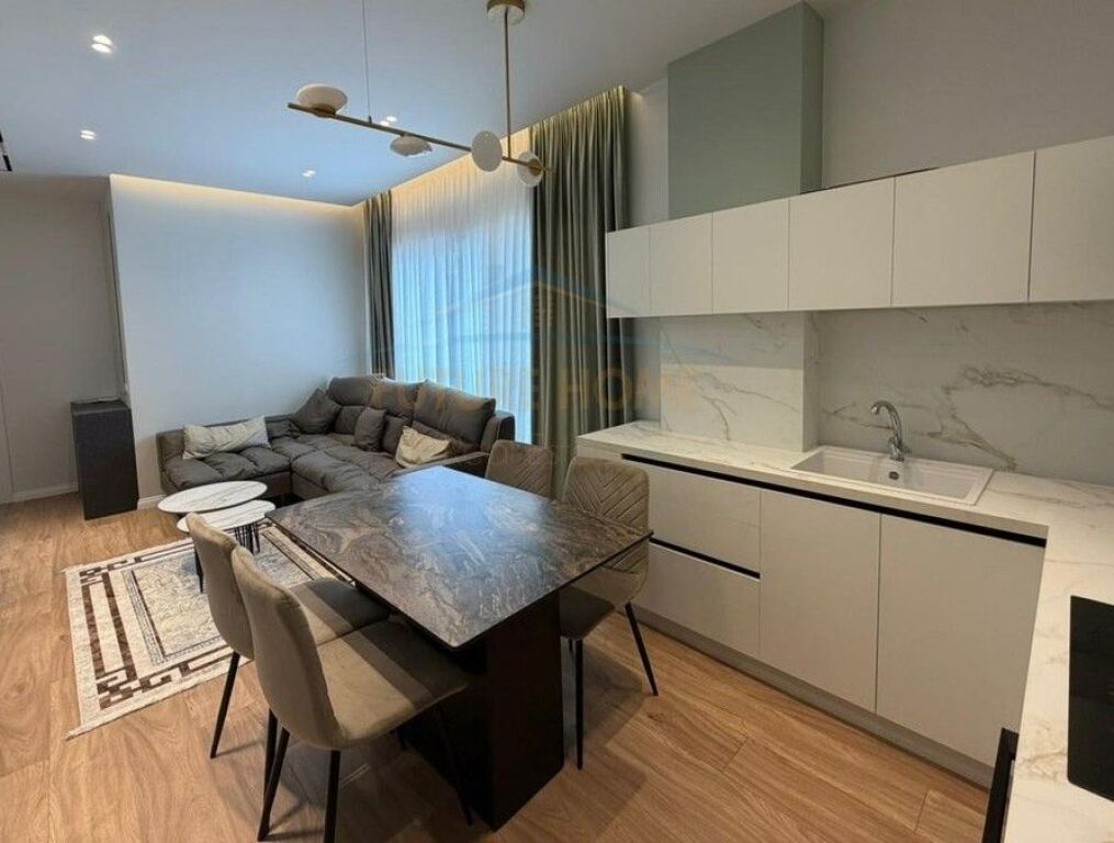 Rent, Apartment 2+1+PARKING SPACE, Barricades Street, Tirana.