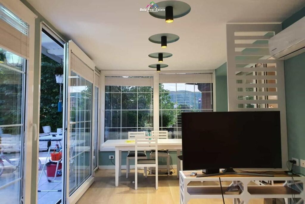 Office for Rent 2+1 Near Kosovareve Street (ID BZ2880) Tirana