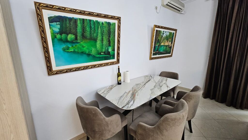 Apartament 1+1 per Qira, te Presidenca!