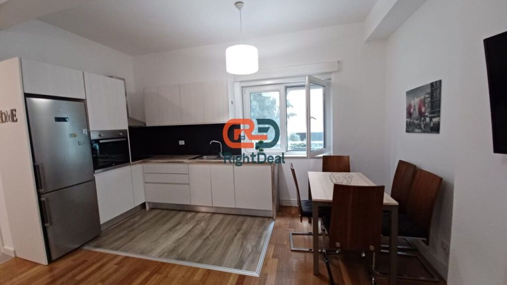 Tek Rezidenca Touch Of The Sun, Jepet Me Qira Apartament 2+1+Post Parkimi, Ideal Per Banim!!!