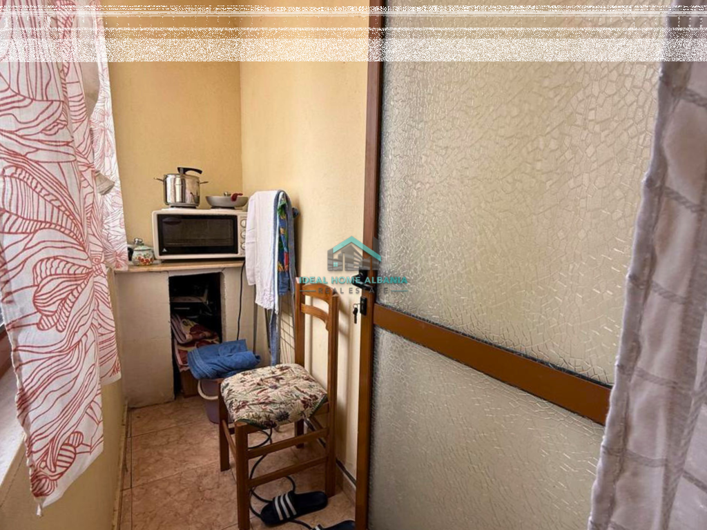 Apartament 1+1 për Shitje, Vlore (Pranë Bulevardit Kryesor)