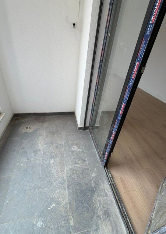 Comune di Parigi appartamento 2+1+2