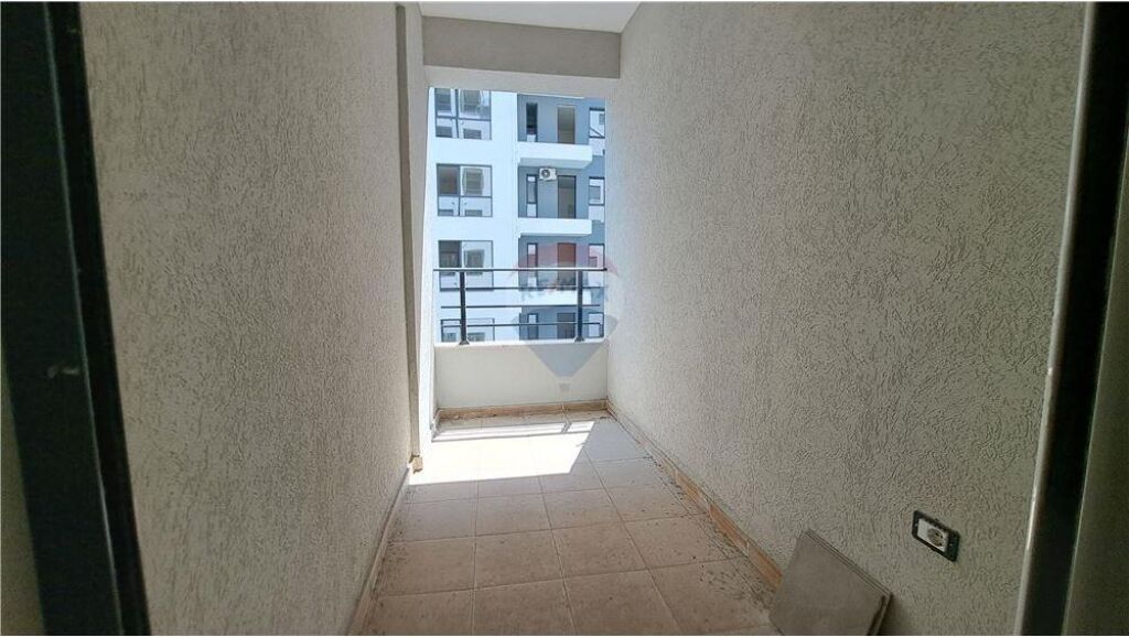 🏡 APARTMENT 2+1 FOR SALE – LUNGOMARE, Vlorë