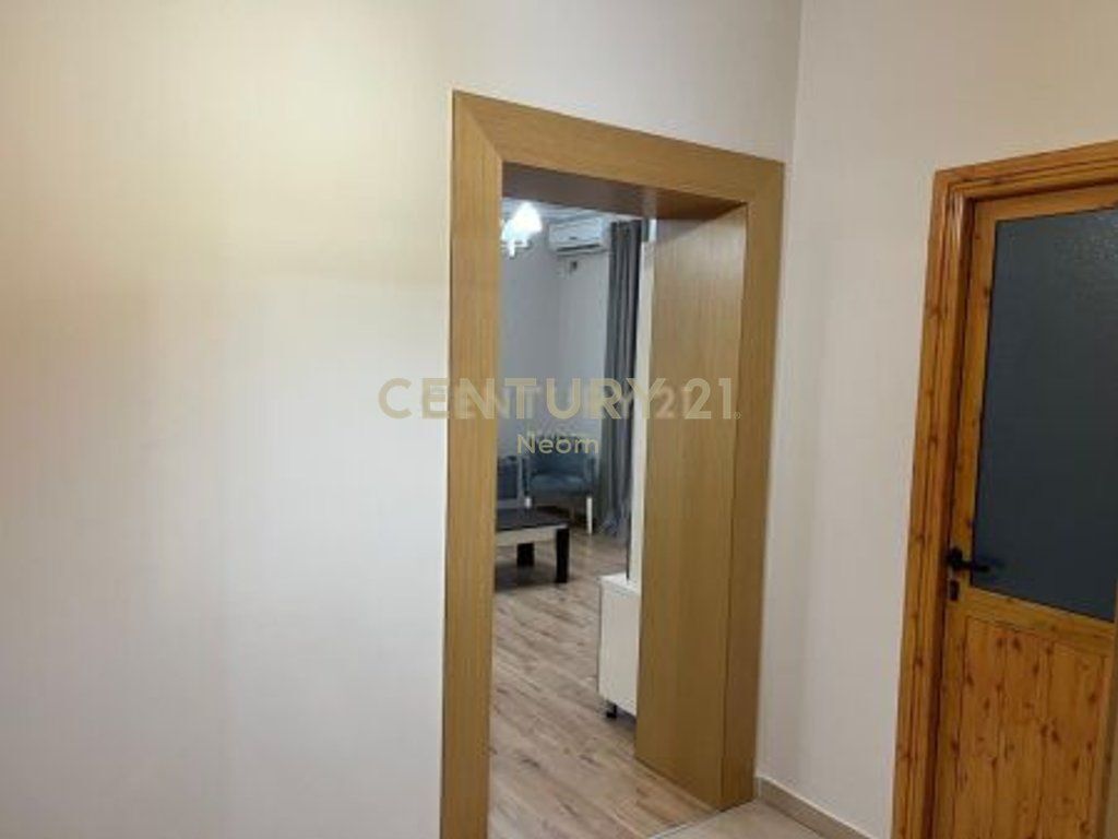 APARTAMENT 2+1 ME QIRA TEK KOMUNA E PARISIT