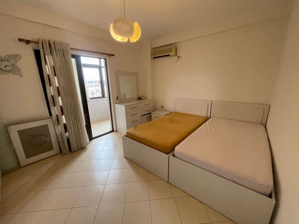 📍Porcelan Qera 2+1 500 Mij Lek