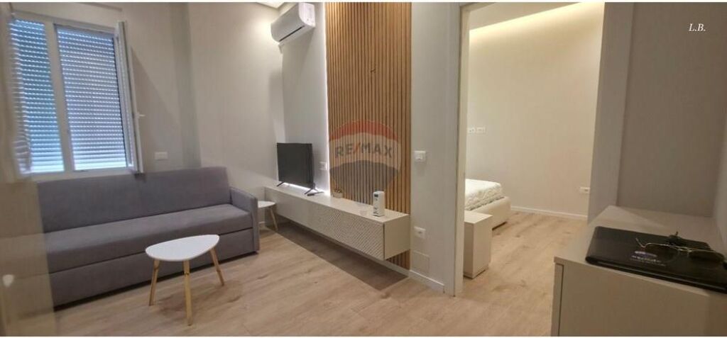 Jepet me qira apartament 1+1 – Rruga e Dibrës!