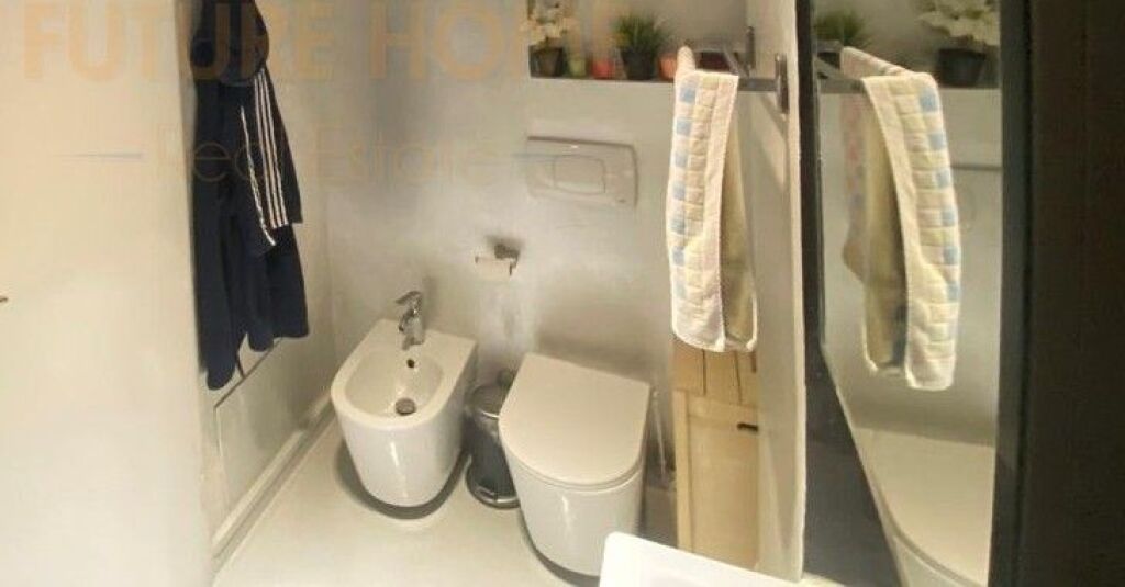 For sale, Apartment 3+1, "Kontakt" Complex, 21 Dhjetori