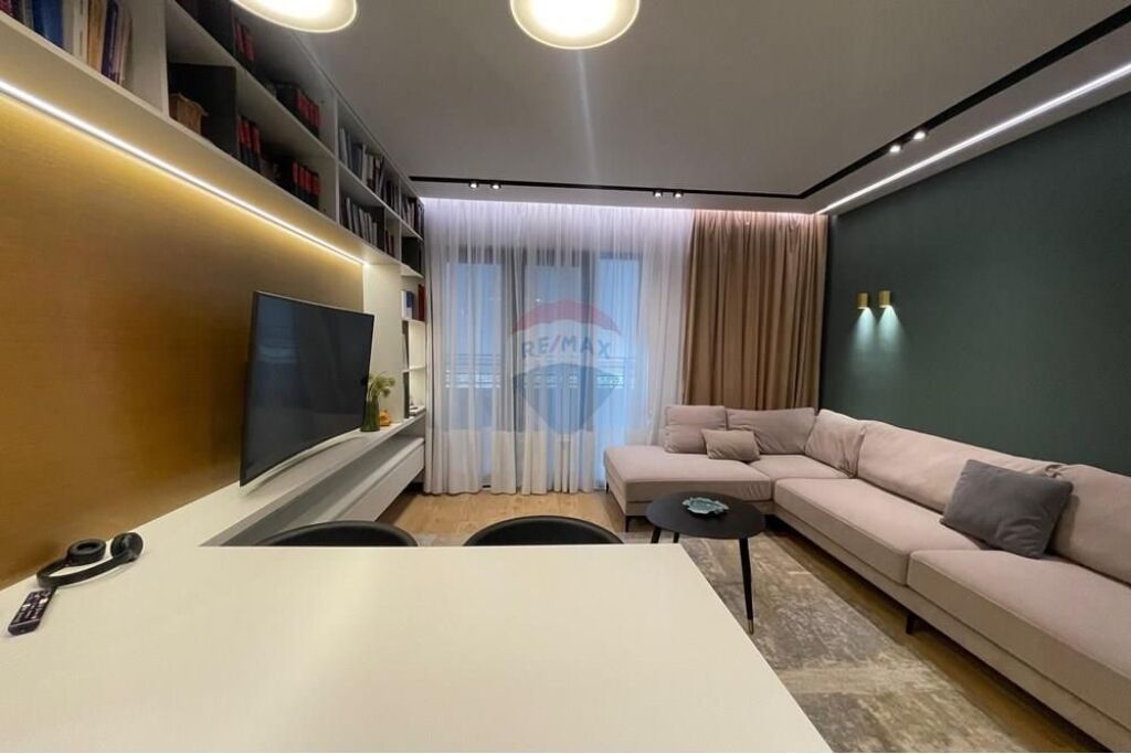 Apartament 2+1+2 me post parkimi me qira , Liqeni i Thate