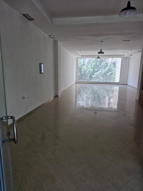 Shitet Njësi Biznesi. Okazion 📍 Perballe Me Delijorgjin