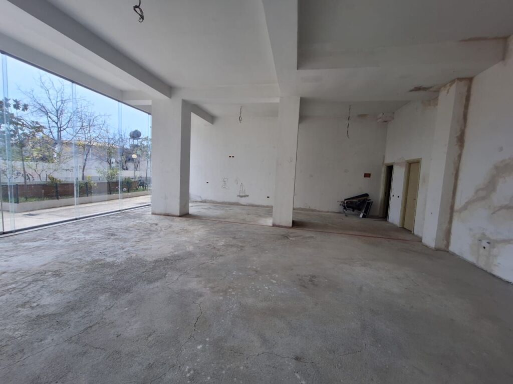 Ambient Biznesi në Shitje