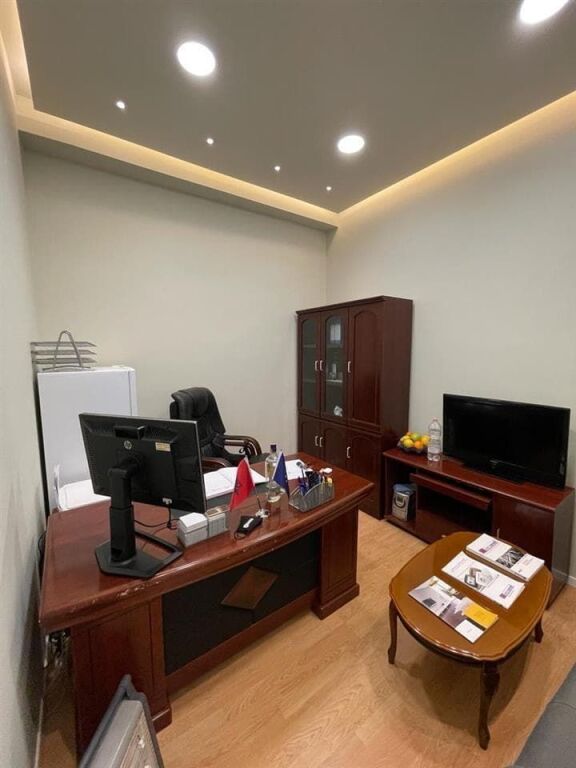 Zyre Me Qera Tek Kodra e Diellit (ID BZ2749) Tirane