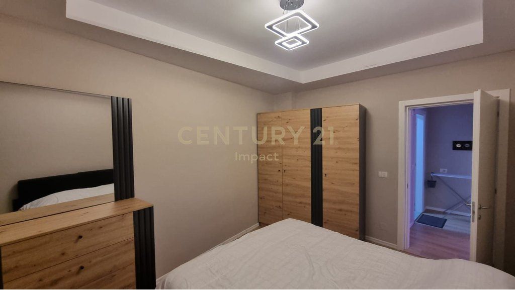 Apartament 2+1 Me Qira në Restorant Durrësi, Tiranë - 800€