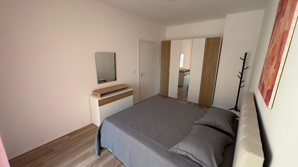 Jepet me qera apartament 1+1 Residenca aura