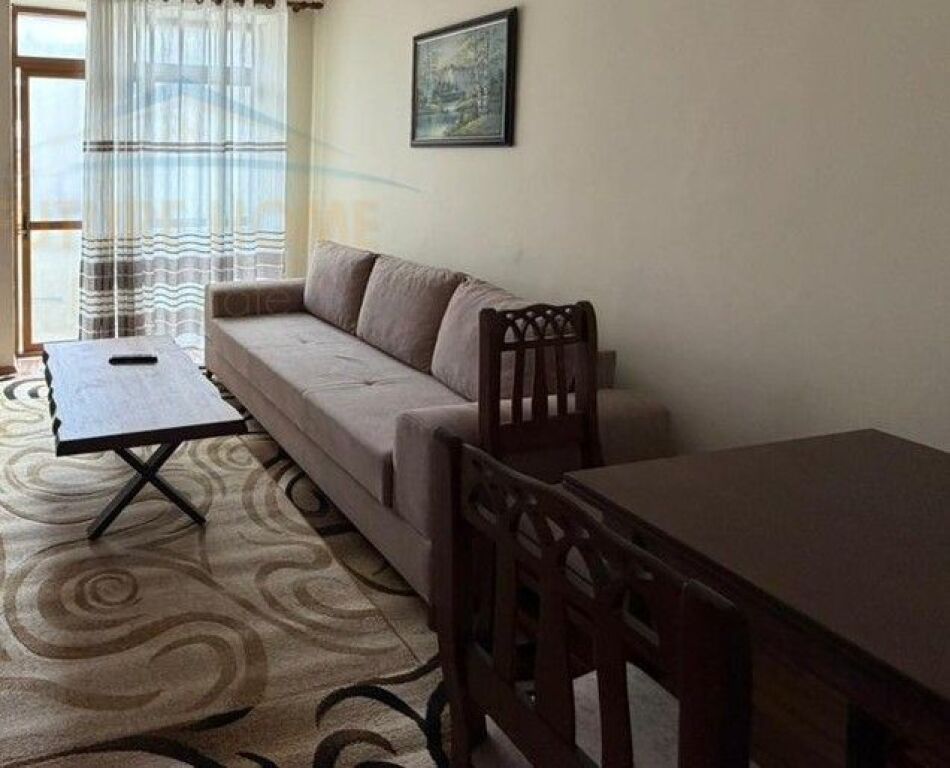 Qira, Apartament 1+1, Gjimnazi Petro Nini Luarasi, Tirane