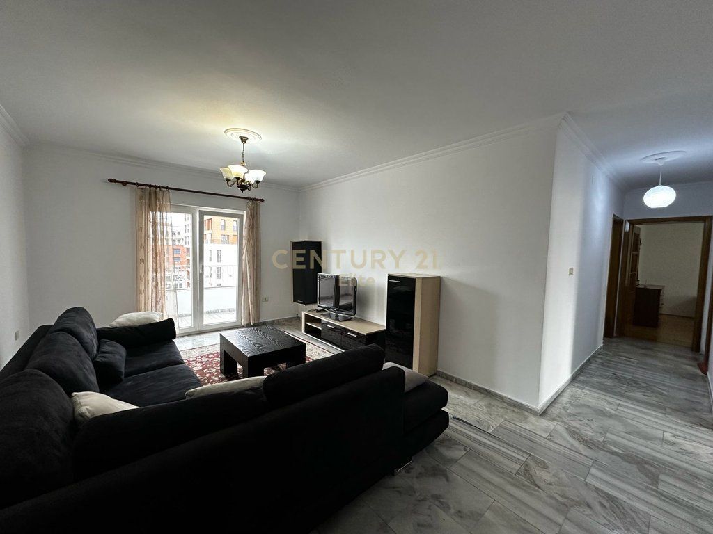Jepet me qira apartament 2+1 në Rr. Dritan Hoxha, Laprakë| 120 m² | 600€/muaj