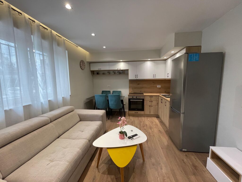 Apartament 2+1 per qira Brryli !