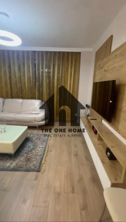 Ap.Qera 2+1 Myslym Shyre - E sapo mobiluar e re.