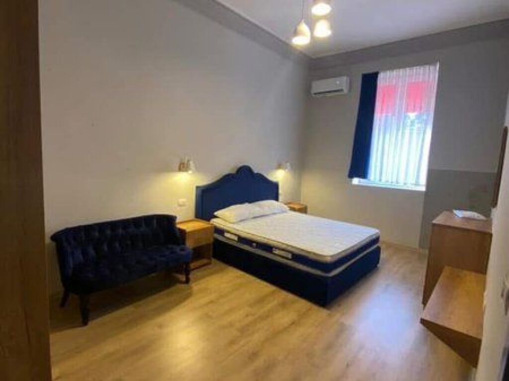 Apartament 2+1 me Qira në Rrugën e Durrësit, 650 Euro