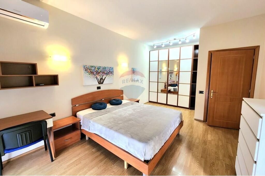 Apartment 1+1 - For Rent - 9 Floors