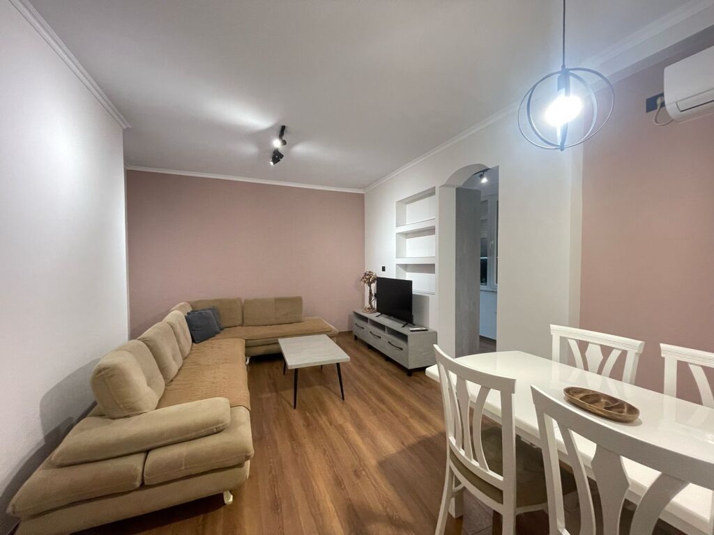 Apartment 1+1 for rent at Zogu i Zi!