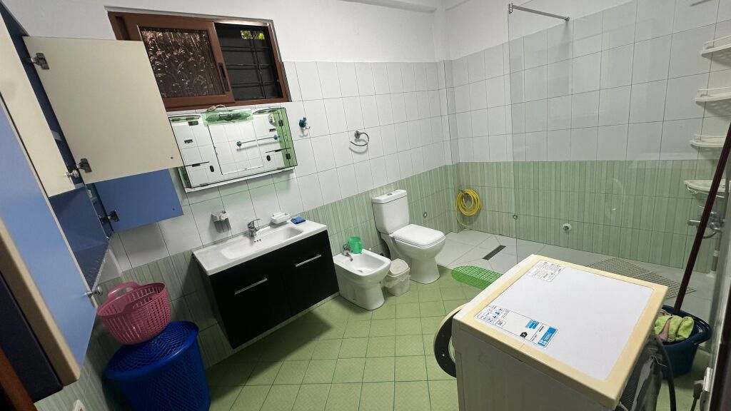 Qera, kat vile 1+1, Rruga e Elbasanit, Tirane