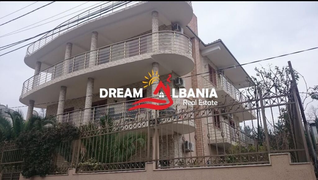 Jepet me qera kati i nje Vile 3 kateshe prane Vilave Amerikane ne Tirane (ID 4241083)
