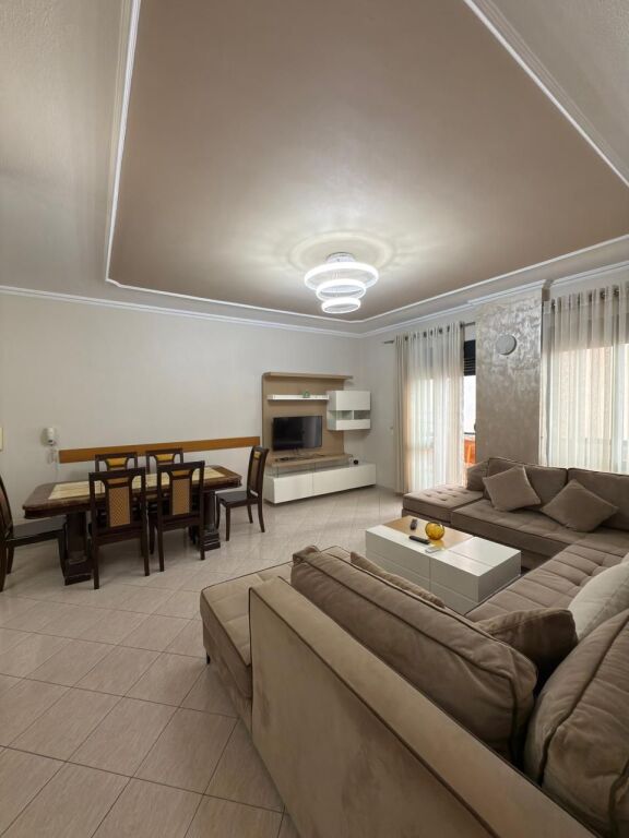 Jepet 2+1 ,Ish parku autobuzave