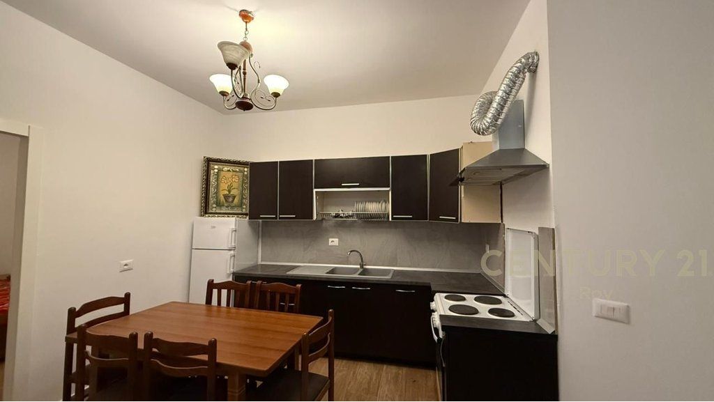 VENDESI APPARTAMENTO 2+1 CON VISTA MARE! A 20M DALLA SPIAGGIA!