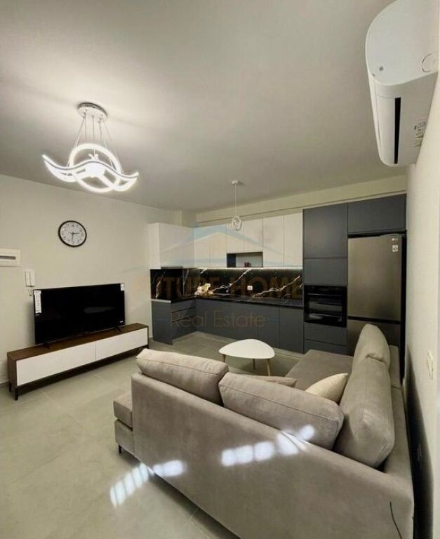 ✨ I Pabanuar Më Parë – 2+1 Modern me Qera te Rruga e Durrësit! 🏢