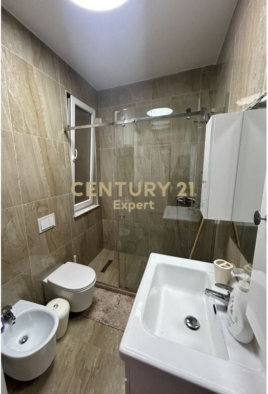 Appartamento 2+1 in affitto a Pazari i Ri